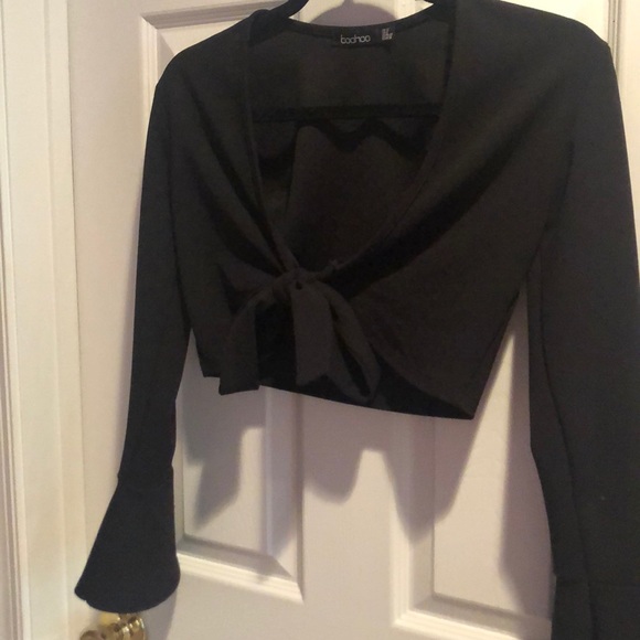 Boohoo Tops - Black Tie Crop Top